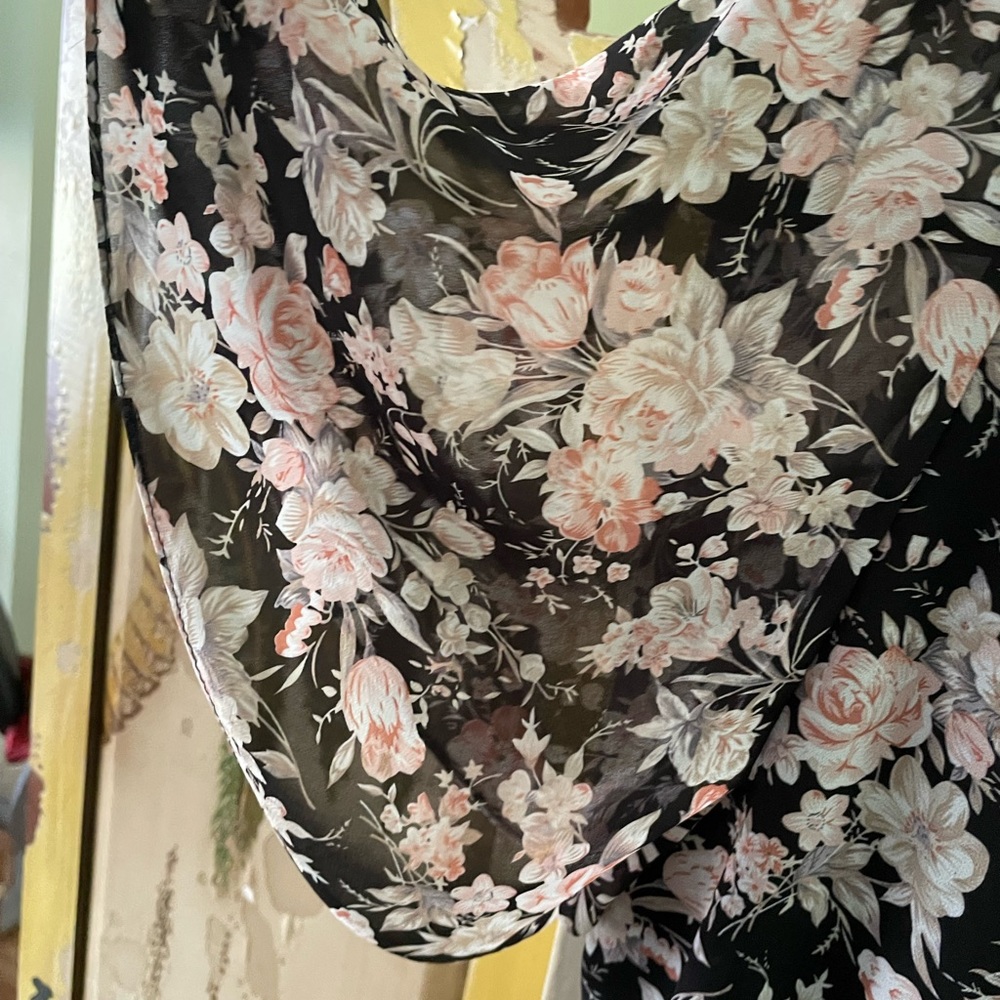 Mac Duggal Black and Pink Floral Maxi Dress - Picture 6 of 15